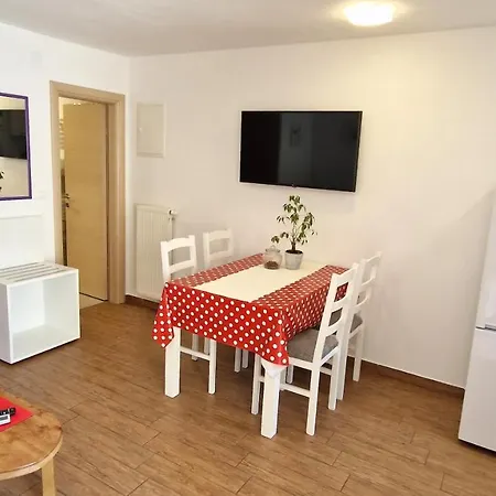 Apartment Pipo Krk Town Exterior photo